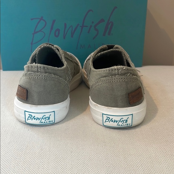 Blowfish Marley Grey Wash Casual Sneakers size 8.5 - Picture 5 of 11